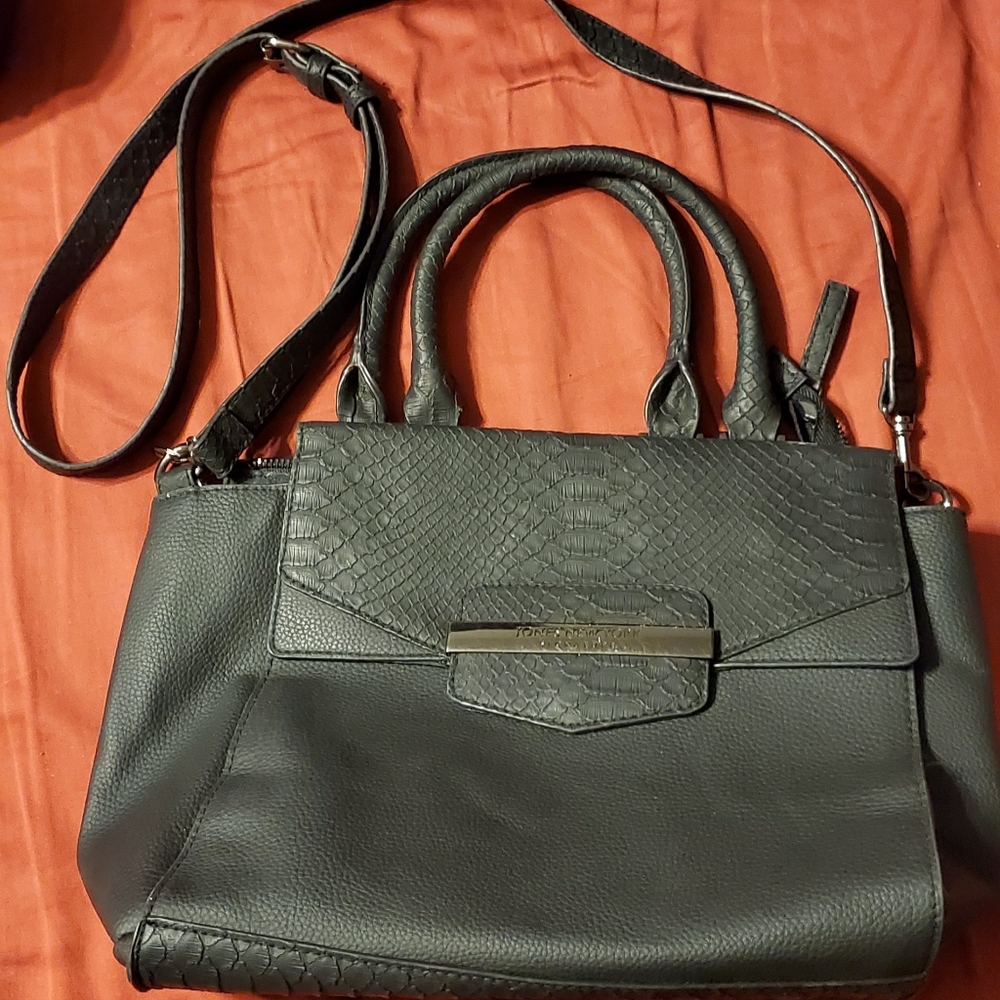 Purses - Picture 5 of 6
